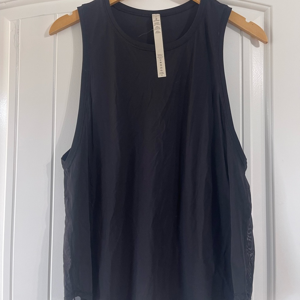 Lululemon black open back tank